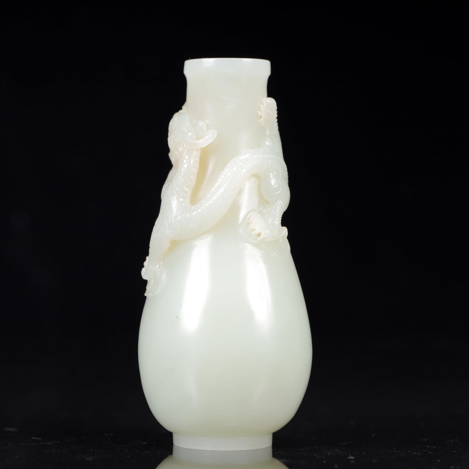 An Exquisite White Jade Dragon Pattern Snuff Bottle - 5