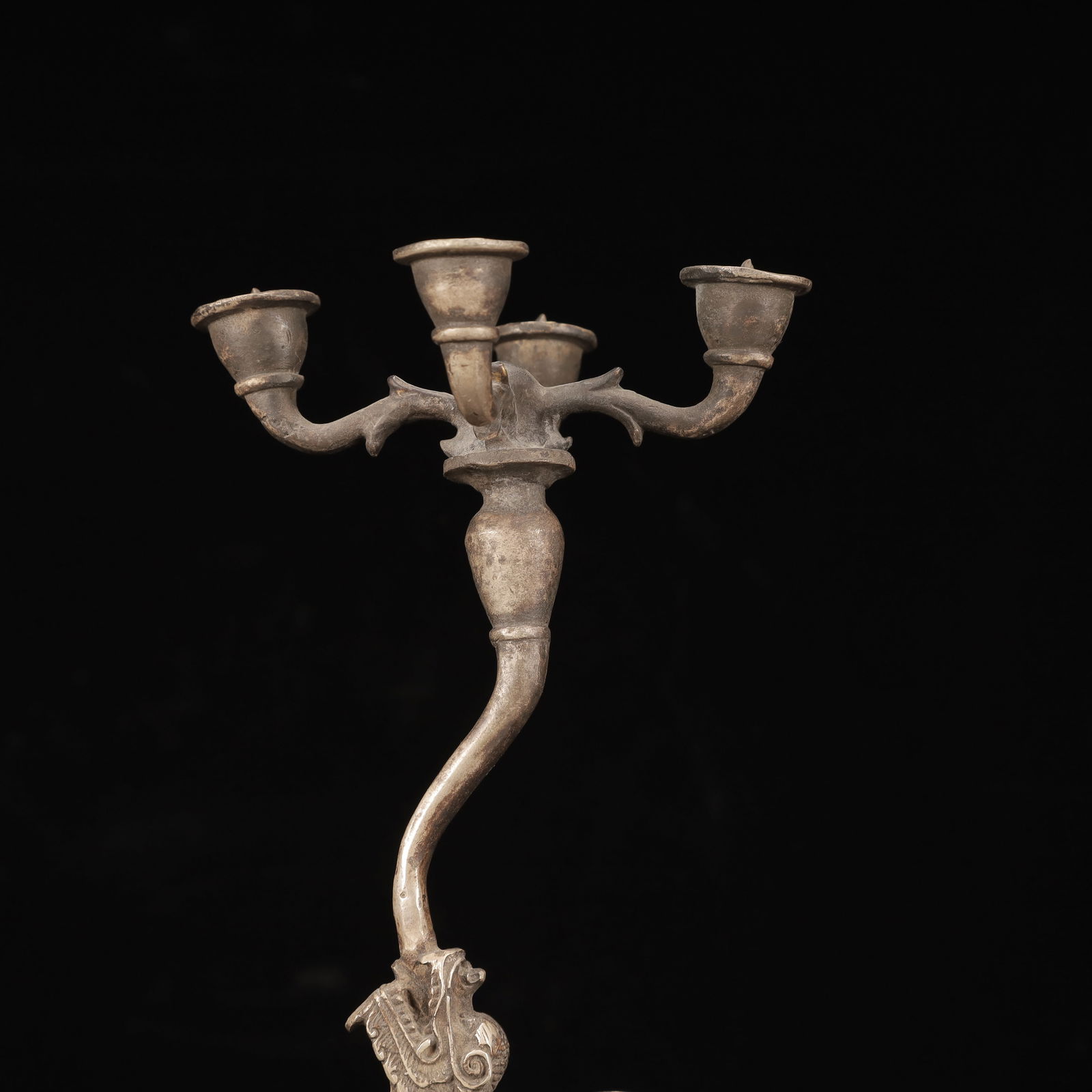 An Exquisite Silver Dragon Pattern Candlestick - 2