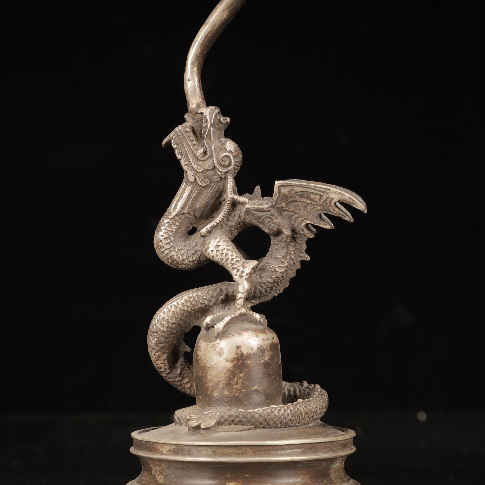An Exquisite Silver Dragon Pattern Candlestick - 3