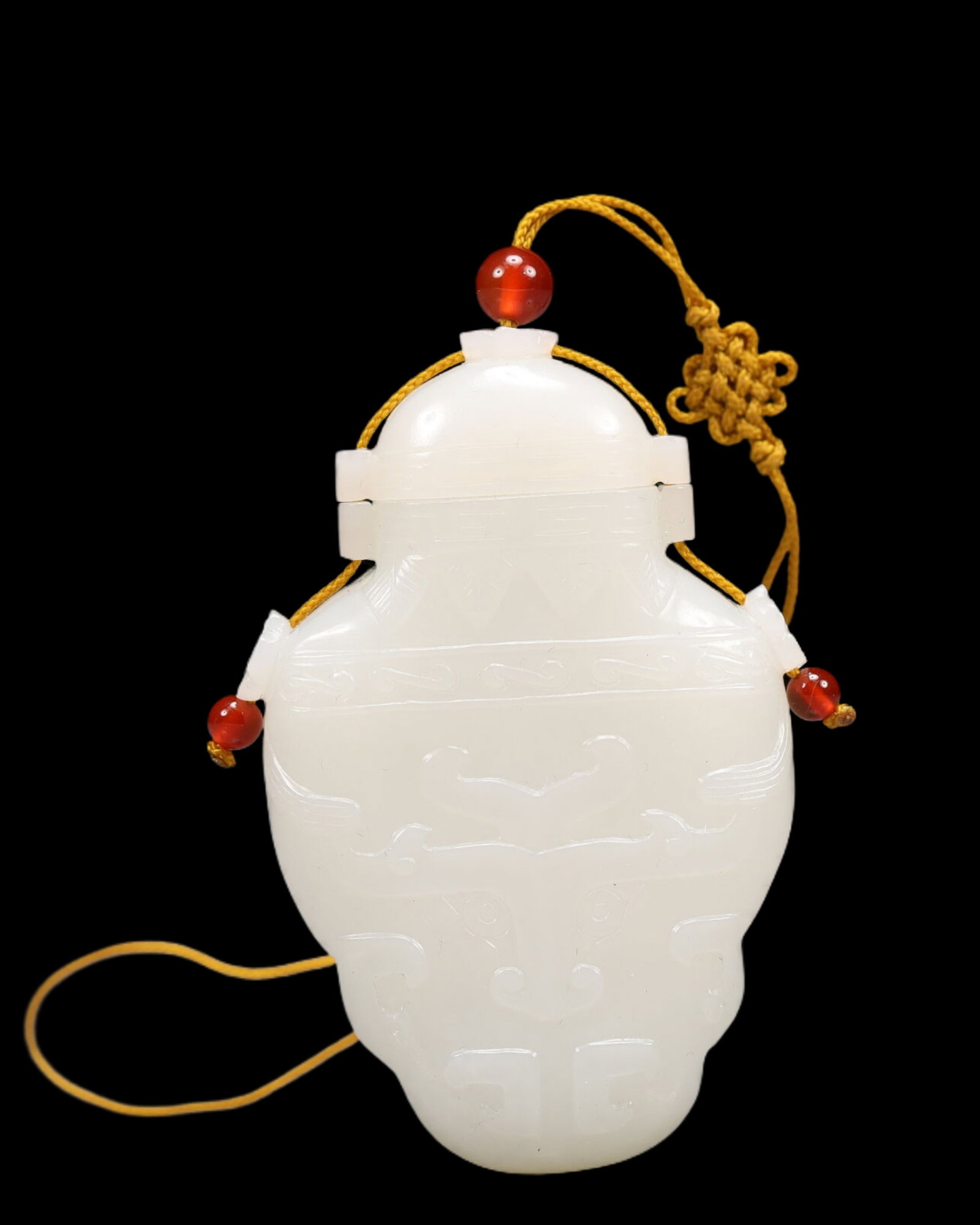 An Exquisite White Jade Beast-Face Pattern Double-Ears Hanging Bottle: An Exquisite White Jade Beast-Face Pattern Double-Ears Hanging Bottle, Qing Dynasty, China, Size:1.6inx0.6inx2.6in, Weight:41g 