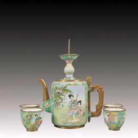 A Set of Fine Painted Enamel Figure Pattern Teapot