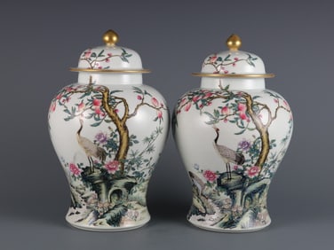 A Pair of Exquisite Famille-Rose Painted Gold Flower and Bird Pattern Cover Jars,With Poem