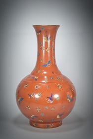 A Huge Iron-Red Glazed Famille-Rose Painted Gold Flower and Butterfly Pattern Vase