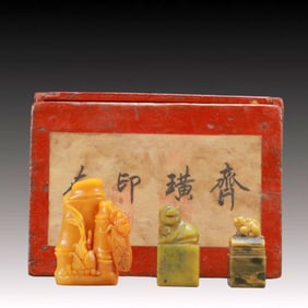 A Set of Fine Tianhuang Stone Seals