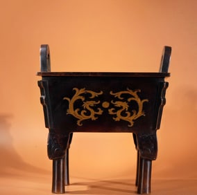 An Exquisite Gilt Bronze Dragon Pattern Double-Ears Four Legs Censer