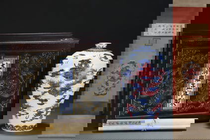 A Rare Blue and White Ruby Red-Glazed Painted Gold Auspicious Cloud and Dragon Pattern Vase,With