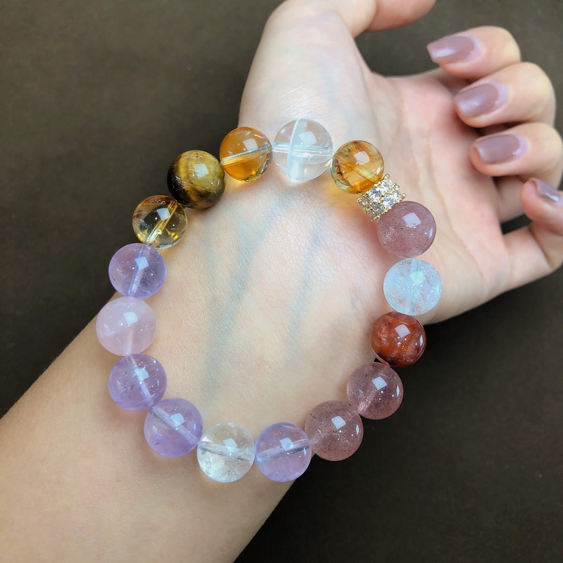 An Exquisite Crystal Bracelets - 2