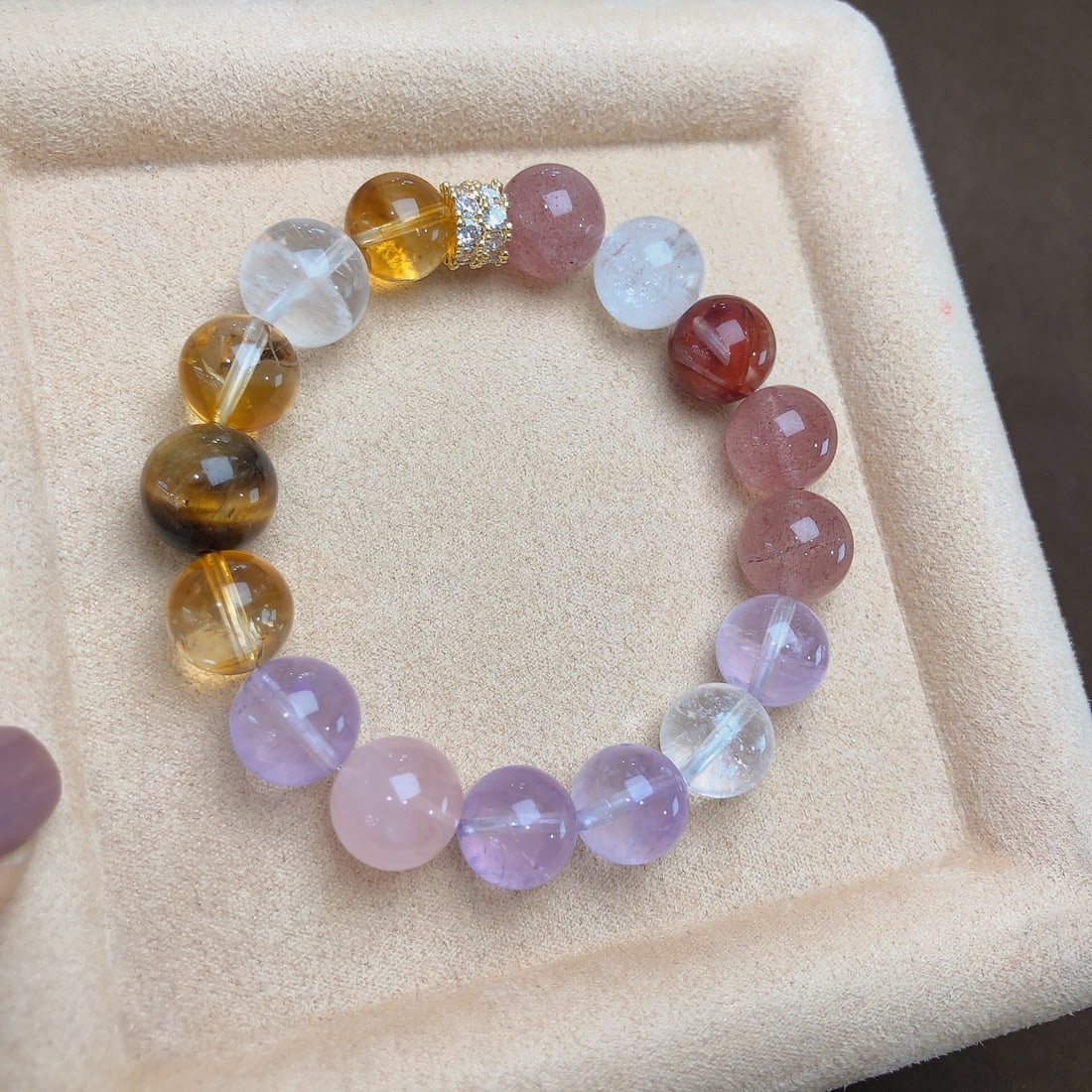 An Exquisite Crystal Bracelets - 8