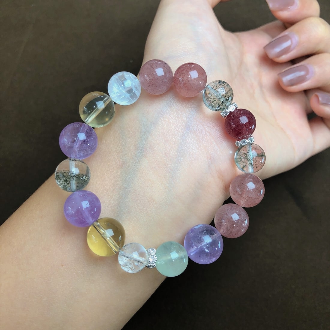 An Exquisite Crystal Bracelets - 2