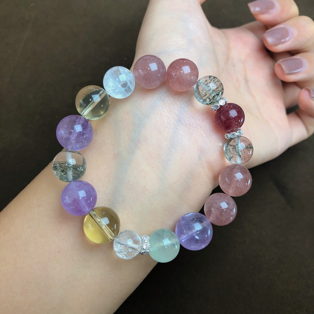 An Exquisite Crystal Bracelets - 3