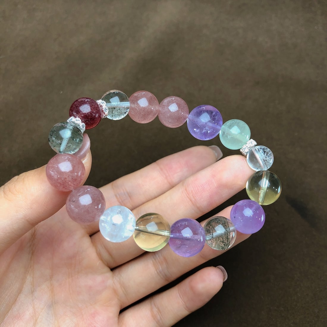 An Exquisite Crystal Bracelets - 4