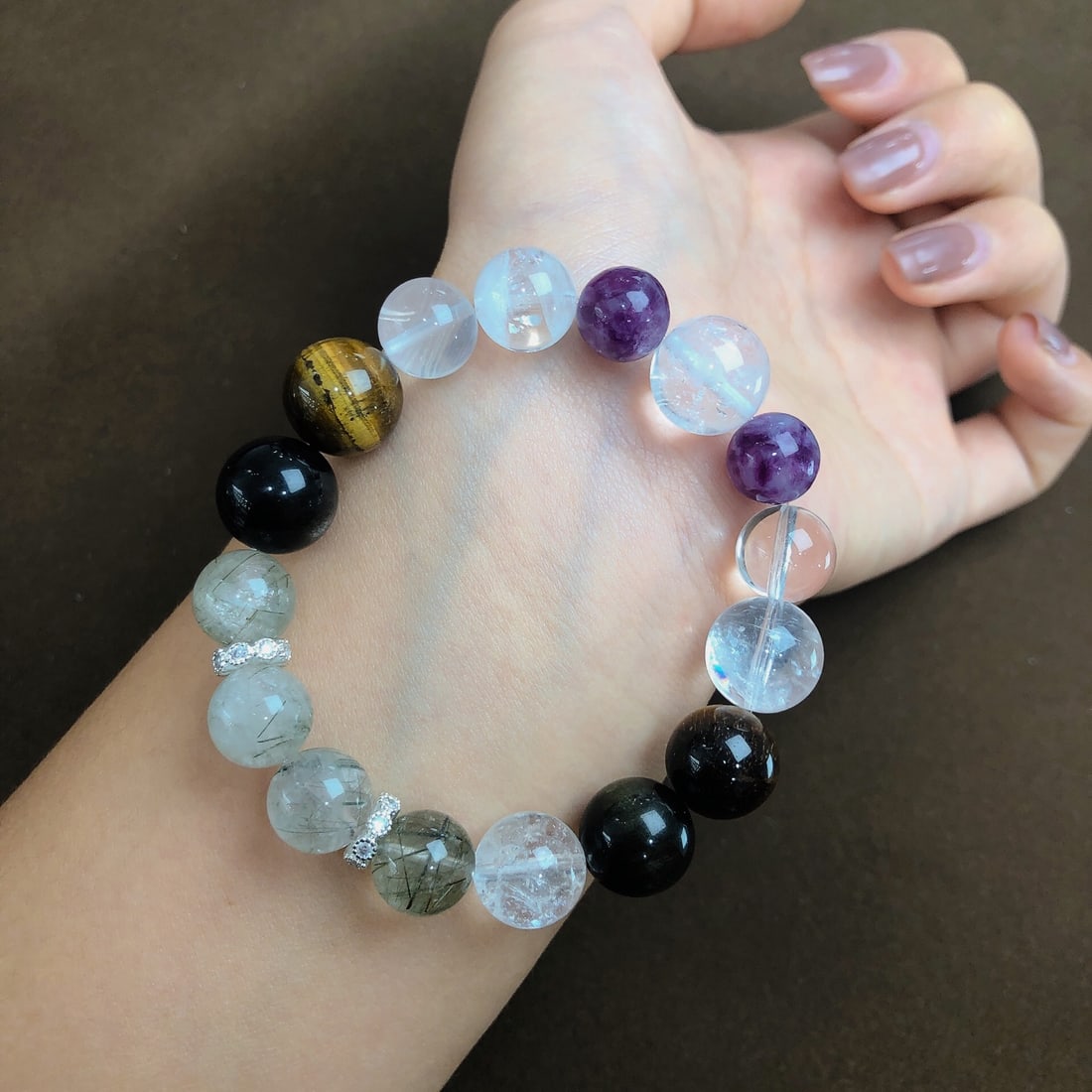 An Exquisite Crystal Bracelets - 2