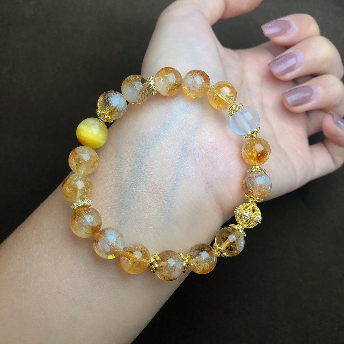 An Exquisite Crystal Bracelets - 2