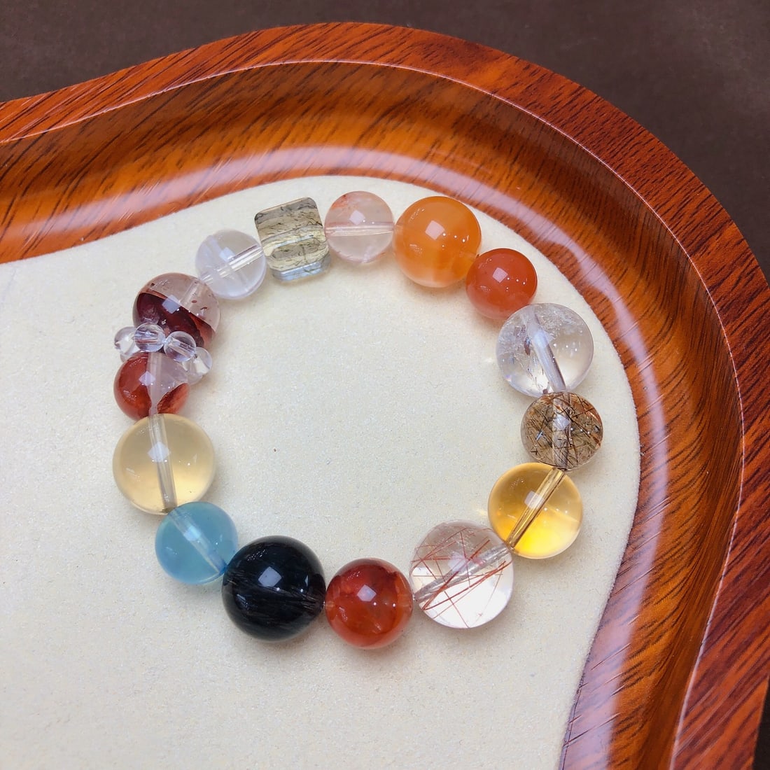 An Exquisite Crystal Bracelets - 7