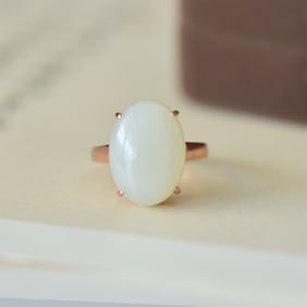 An Exquisite Sterling Silver-Gold Plated Inlaid White Jade Ring