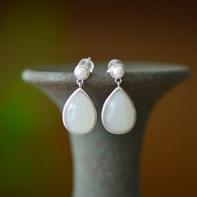 A Pair of Exquisite Sterling Silver Inlaid White Jade Earrings
