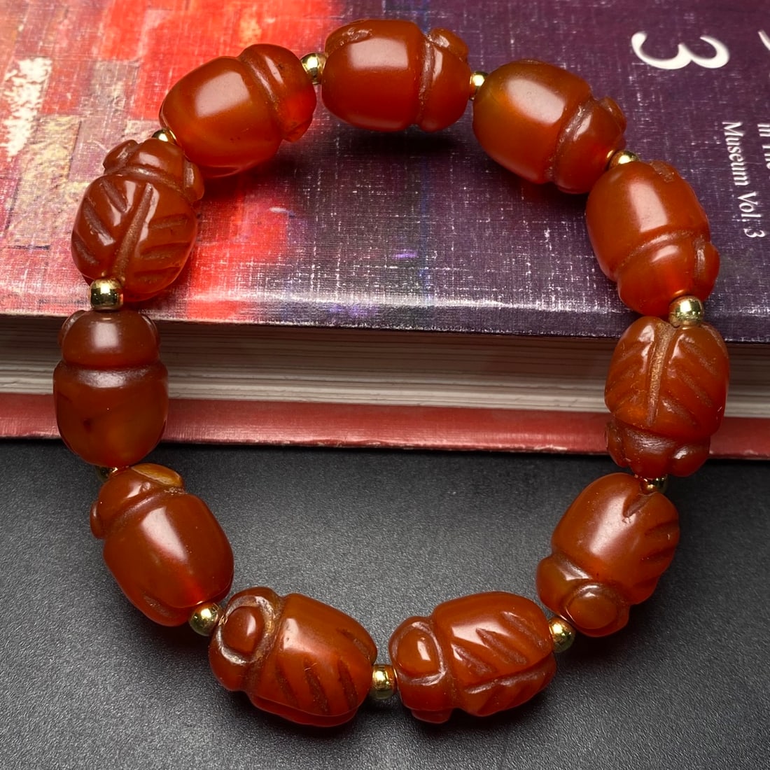 An Exquisite Agate Bracelets - 5