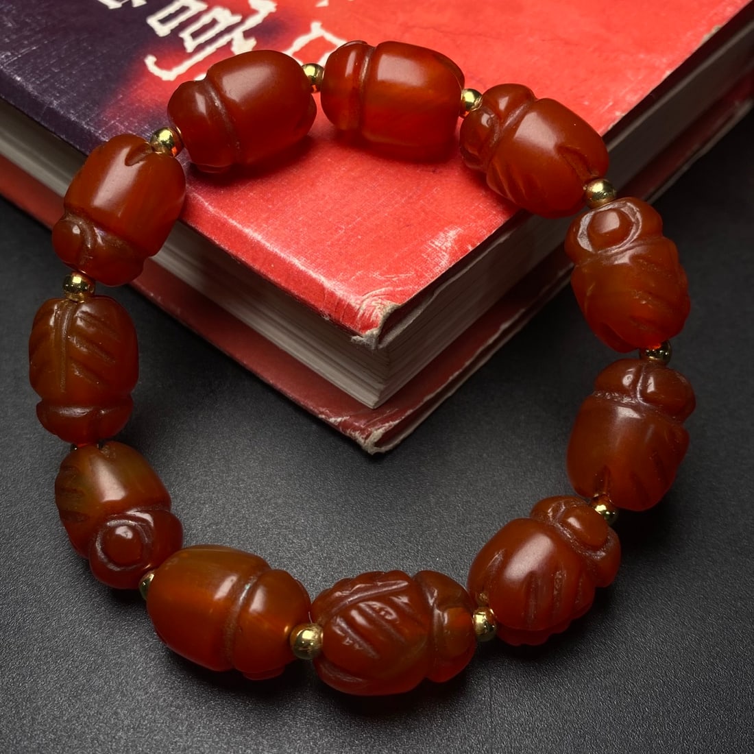 An Exquisite Agate Bracelets - 7