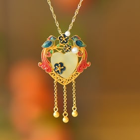 An Exquisite Sterling Silver-Gold Plated Inlaid White Jade Pendant,Inlaid Pearl