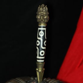 An Exquisite Dzi Bead Inlaid Bronze Beast-Face Pattern Vajry Pestle Pendant
