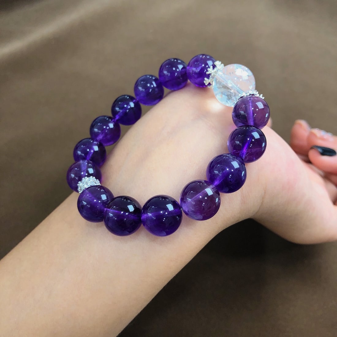 An Exquisite Crystal Bracelets - 5