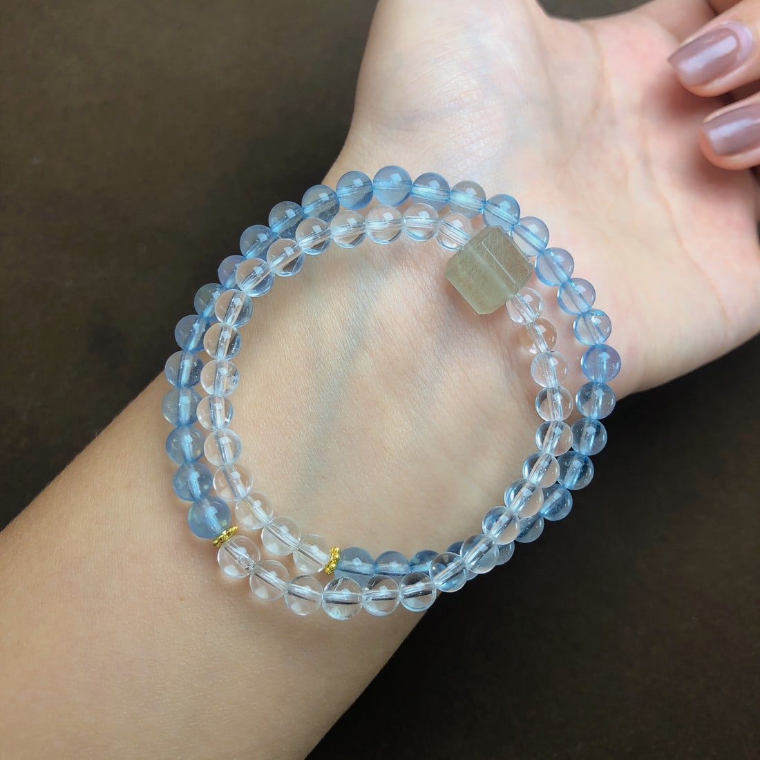 An Exquisite Aquamarine Crystal Bracelets - 2