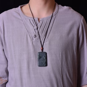 An Exquisite Sapphire Landscape and Figure Pattern Pendant