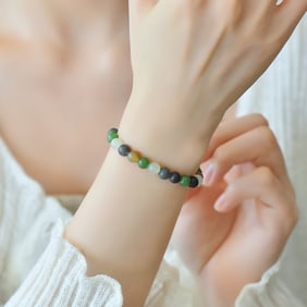An Exquisite Jasper Bracelets