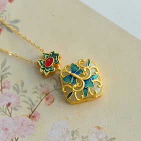 An Exquisite Sterling Silver-Gold Plated Inlaid White Jade Enamel Pendant