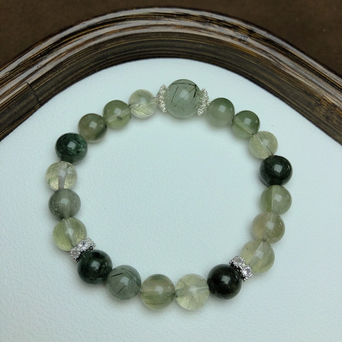 An Exquisite Crystal Bracelets - 5