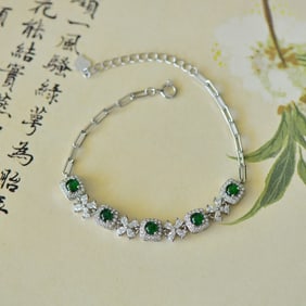 An Exquisite Sterling Silver Inlaid Jadeite Bracelet