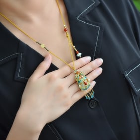 An Exquisite Sterling Silver-Gold Plated Inlaid White Jade Pendant,Inlaid Pearl