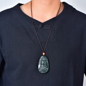 An Exquisite Sapphire Avalokitesvara Dragon Pattern Pendant