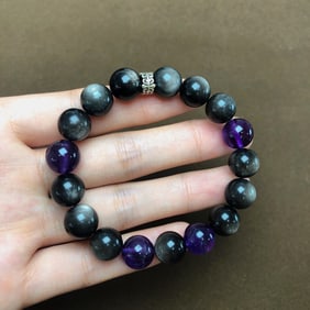 An Exquisite Silver Sheen Obsidian Crystal Bracelets