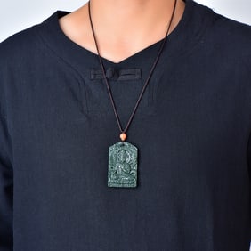 An Exquisite Sapphire Avalokitesvara Dragon Pattern Pendant