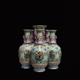 An Exquisite Famille-Rose Painted Gold Lotus Pattern Double-Ears Vase