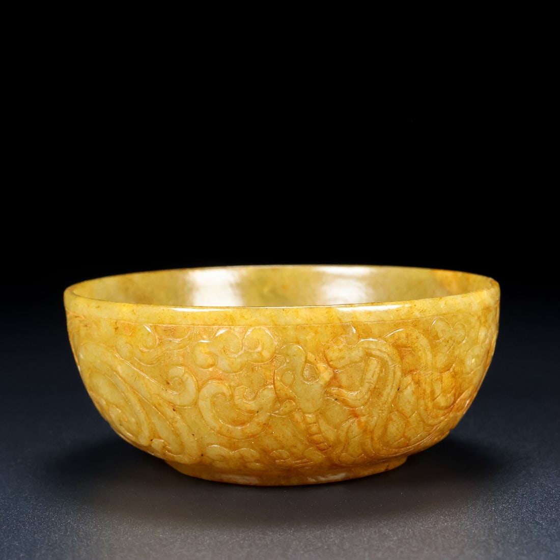 An Exquisite Archaic Jade Dragon Pattern Bowl: An Exquisite Archaic Jade Dragon Pattern Bowl,Ancient Time,China,Size:3.1inx3.1in,Weight:137g 高古玉龙纹碗,中国远古时期