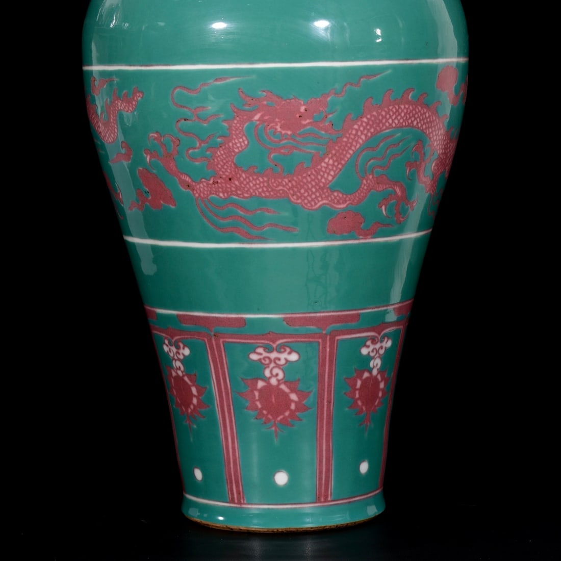 A Huge Underglaze-Red Dragon Pattern Bottle - 3