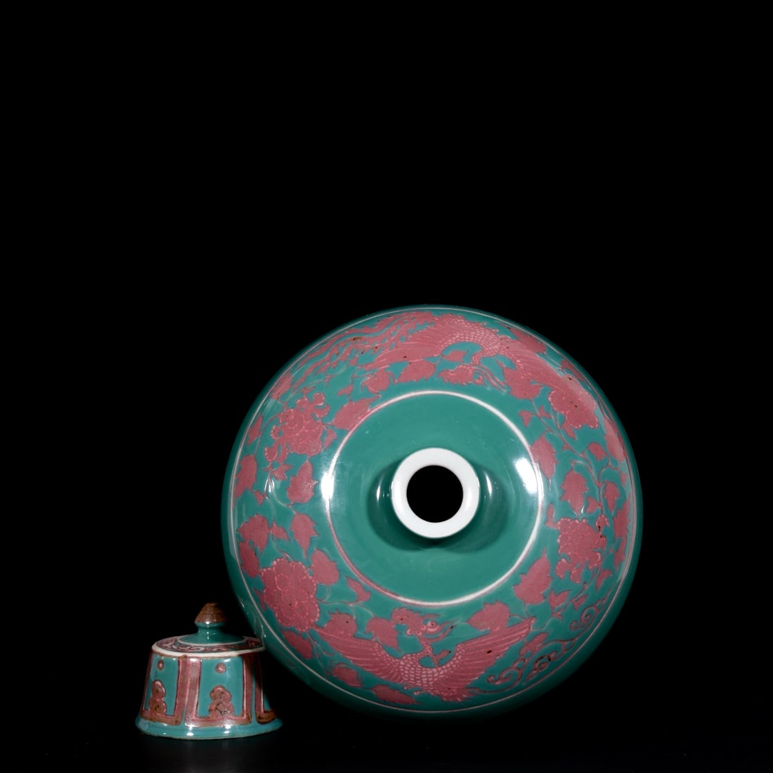 A Huge Underglaze-Red Dragon Pattern Bottle - 8