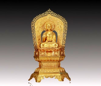 A Fine Gilt Bronze Statue of Sakyamuni