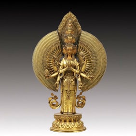 A Solemn Gilt Bronze Statue of Thousand-hand Guanyin