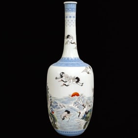 An Exquisite Enamel Pine and Crane Pattern Vase