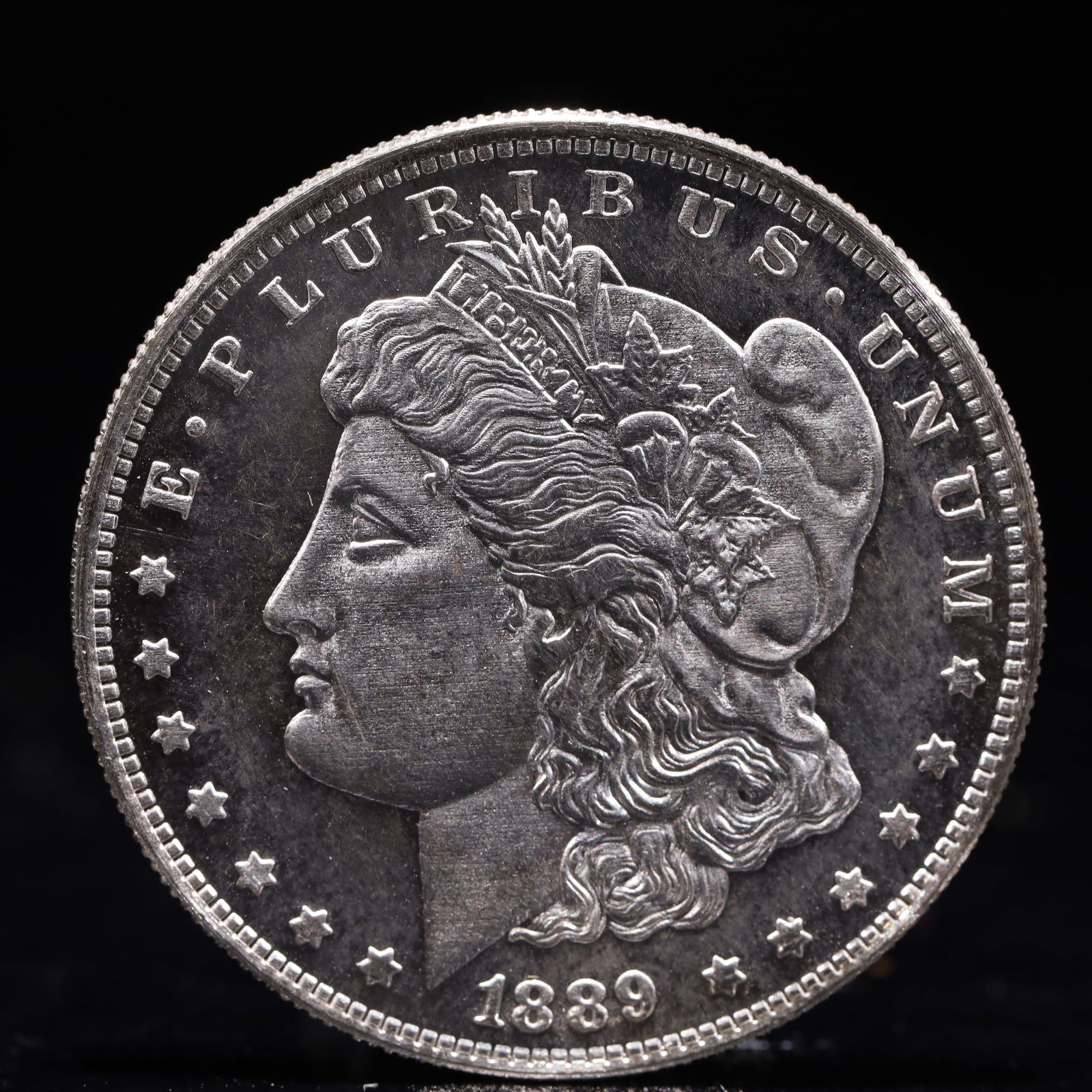 USA Morgan Dollar 1889 Coin (1 of 2)