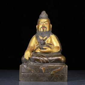 A Solemn Gilt Bronze Buddha Statue