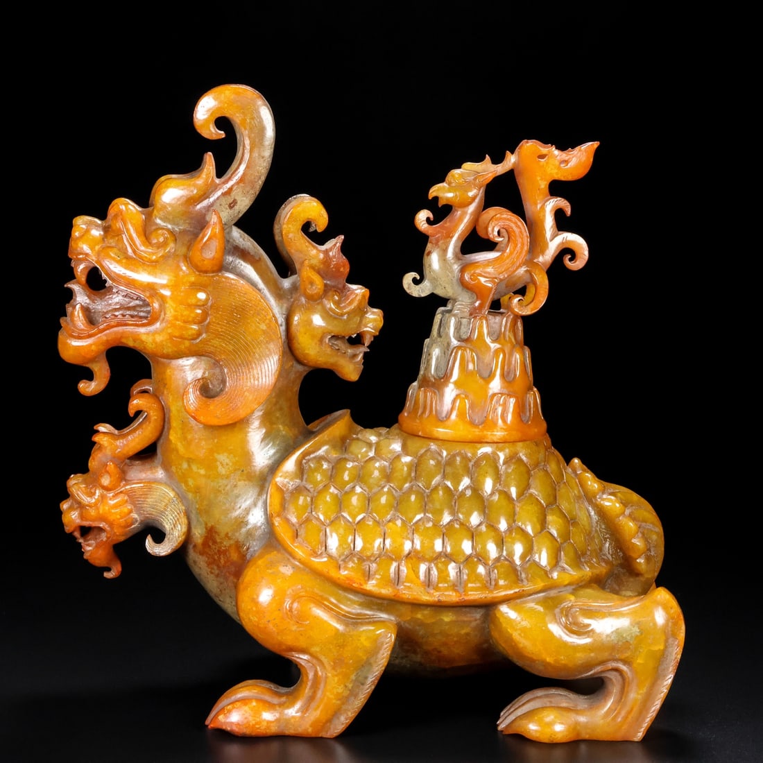 An Exquisite Archaic Jade Dragon and Turtle Ornament: An Exquisite Archaic Jade Dragon and Turtle Ornament,Ancient Time,China,Size:8.7inx4.5inx8.3in,Weight:2845g 