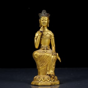 An Exquisite Gilt Bronze Statue of Bodhisattva