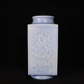A Rare Sky Blue Glazed Flower Pattern Vase