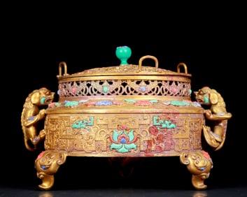 An exquisite gilt bronze censer inlaid gems and auspicious animal patterns