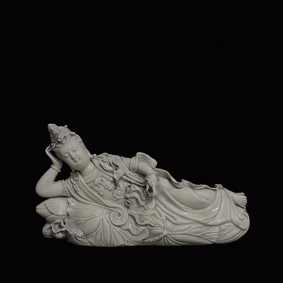 A Solemn Blance-De-Chine Statue of Avalokitesvara (1 of 7)