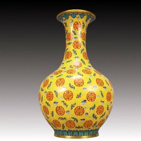 A Huge Cloisonne Bats and Peach Pattern Vase